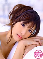 祝！AVを見た事がない女の子のデビュー初セックス！チ○ポ挿れられてピストン中にお馴染みテロップインタビュー。男優のハードピストンに悶えながらも必死に答えてます。バックでパンパン響き渡るピストン、正常位で奥までガンガンピストン。最後は大量顔射！ 遠野えま